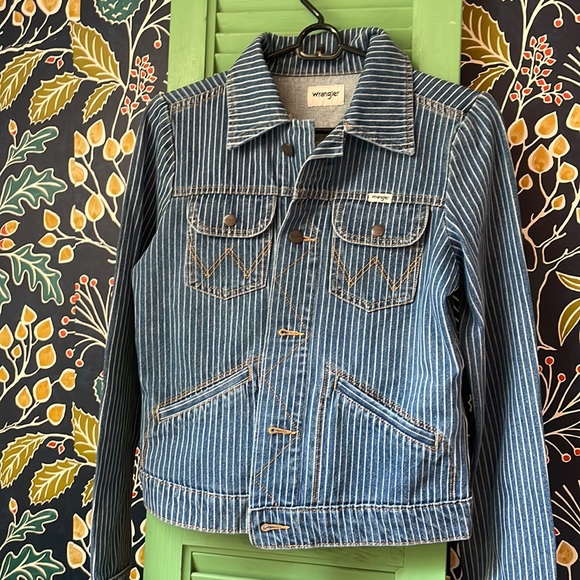 Wrangler Jackets & Blazers - NWOT Wrangler striped jean jacket